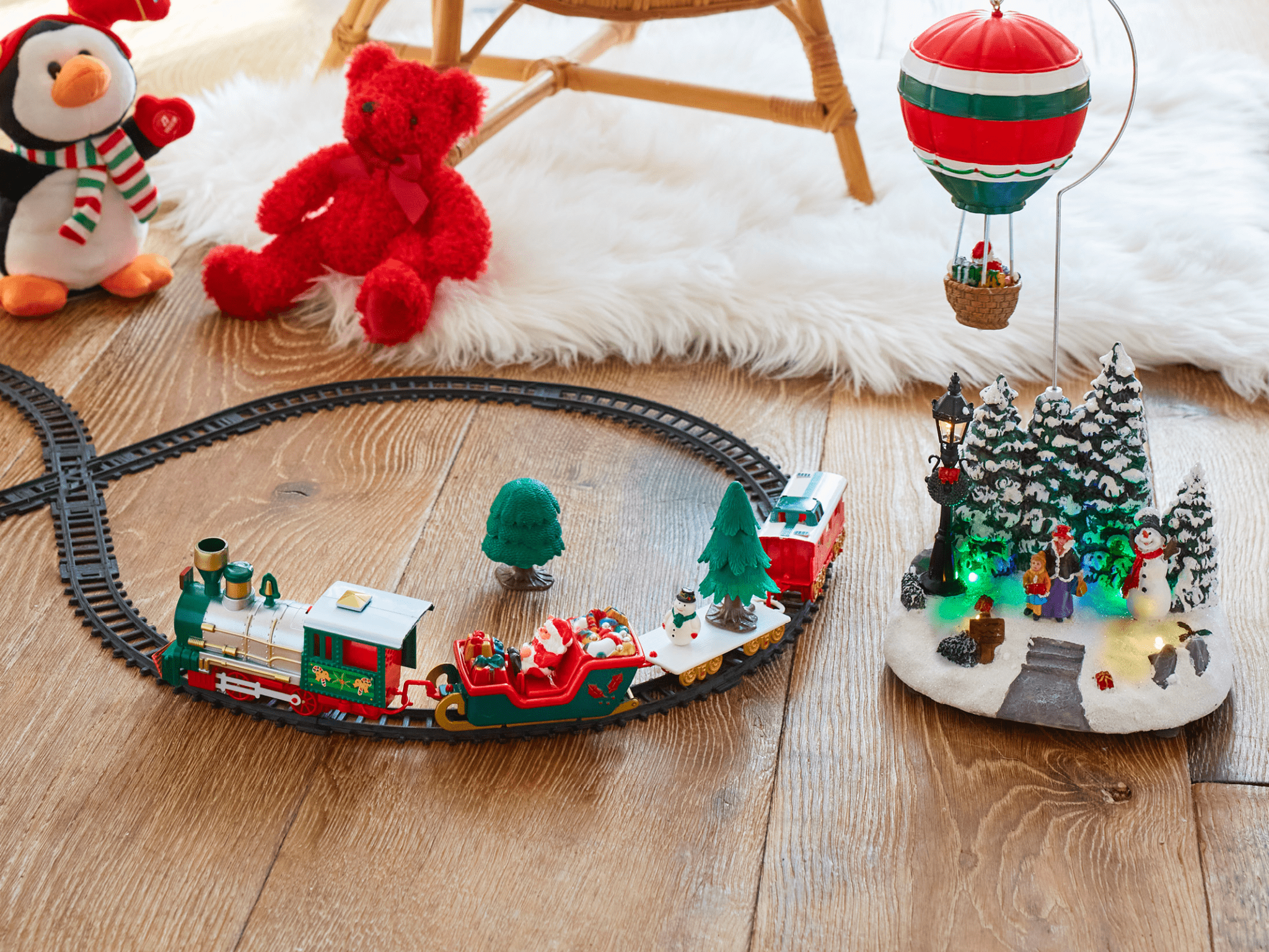 Indémodable petit train de Noël Mon jardin d'idées